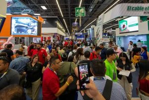 Exposição de Componentes Eletrônicos 2025 México