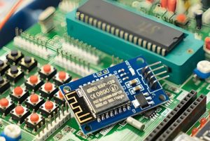 Why use Surface Mount Technology?